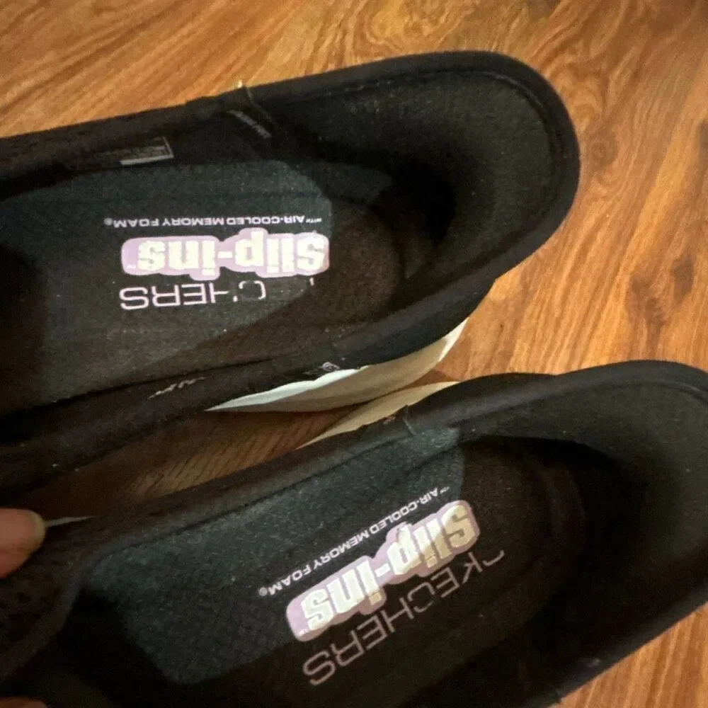 Skechers slip ons go walk black white sneakers women's 9